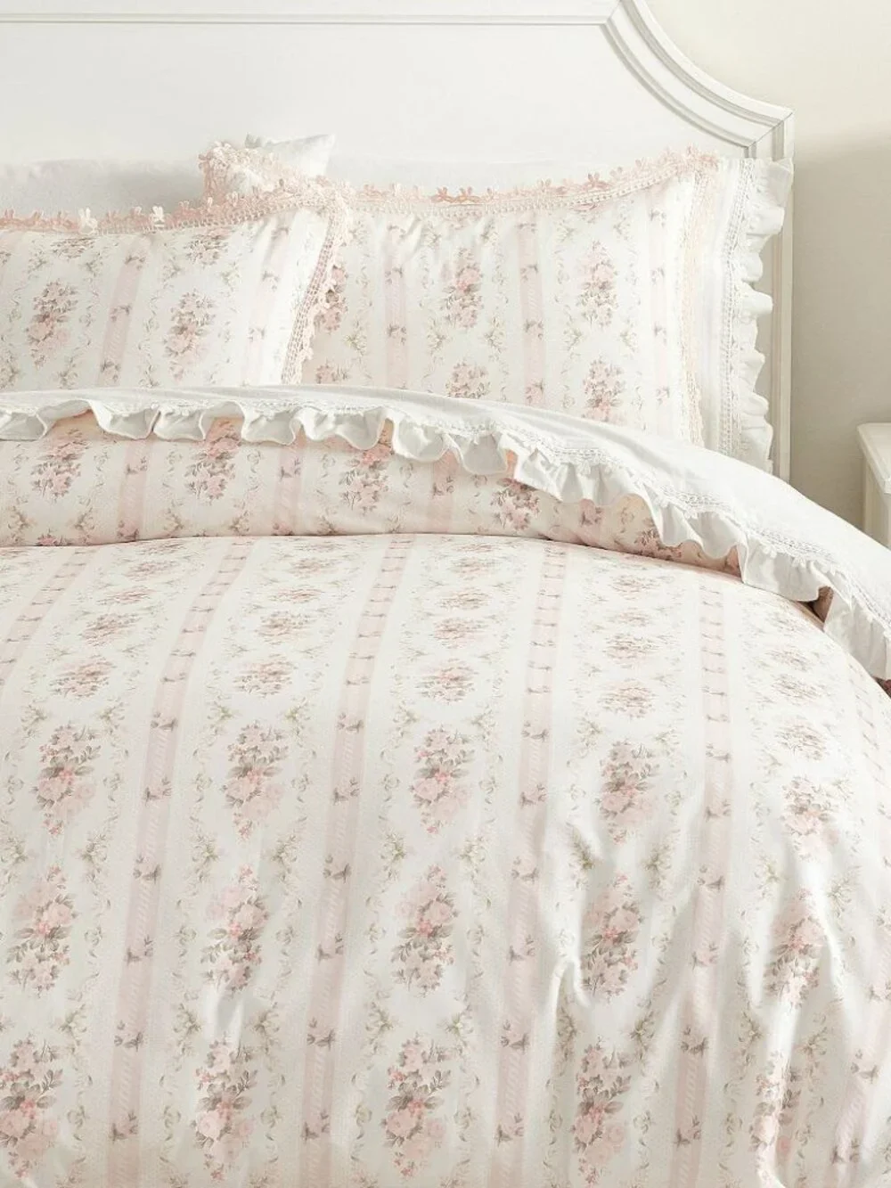 LoveShackFancy Pottery Barn full size bedding set